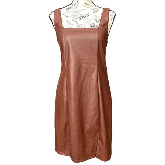 Jolie & Joy Brown Faux Leather Sleeveless Mini Dress in Size Medium - Picture 3 of 10